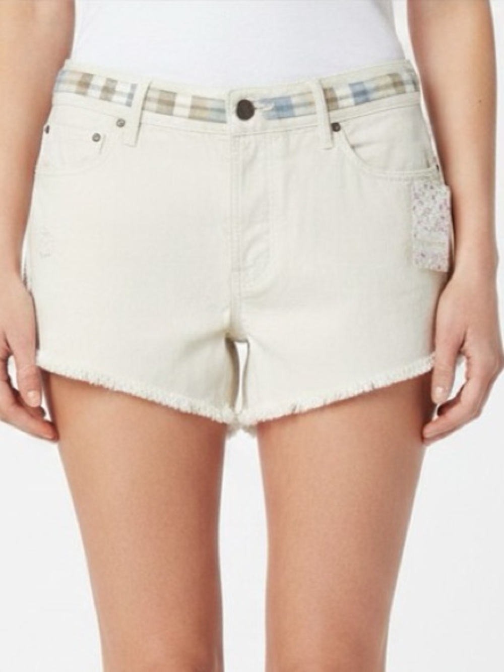 NWT | Free People | Embroidered Distressed Shorts | Ivory Soda | Size 26